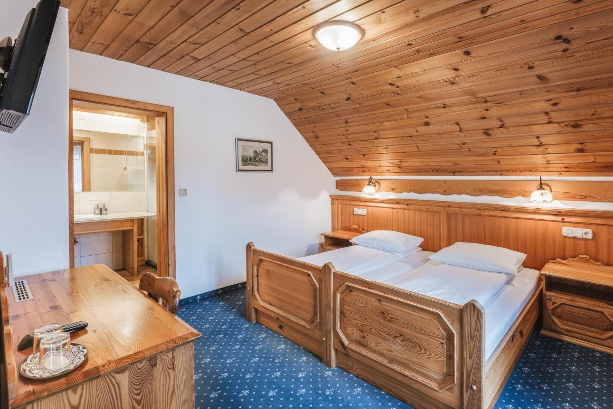 Garni Hotel Berc Bled Exterior photo