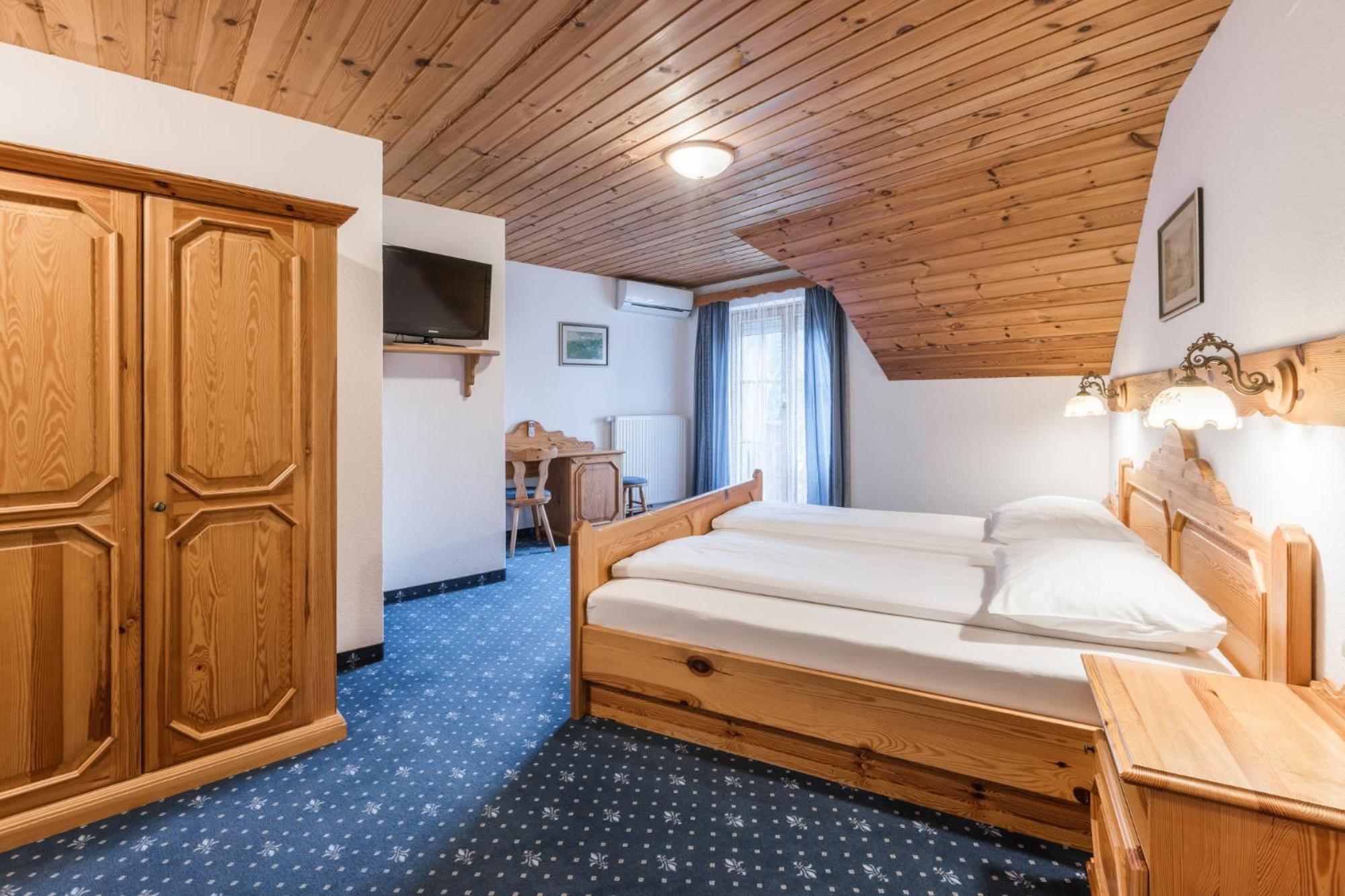 Garni Hotel Berc Bled Exterior photo