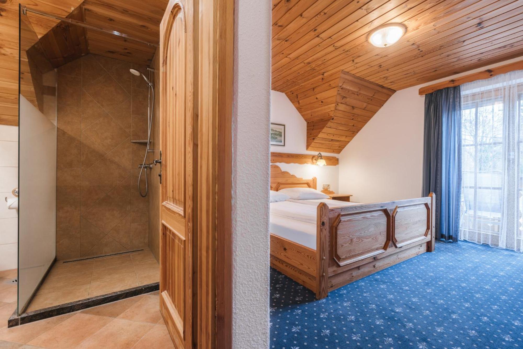 Garni Hotel Berc Bled Exterior photo